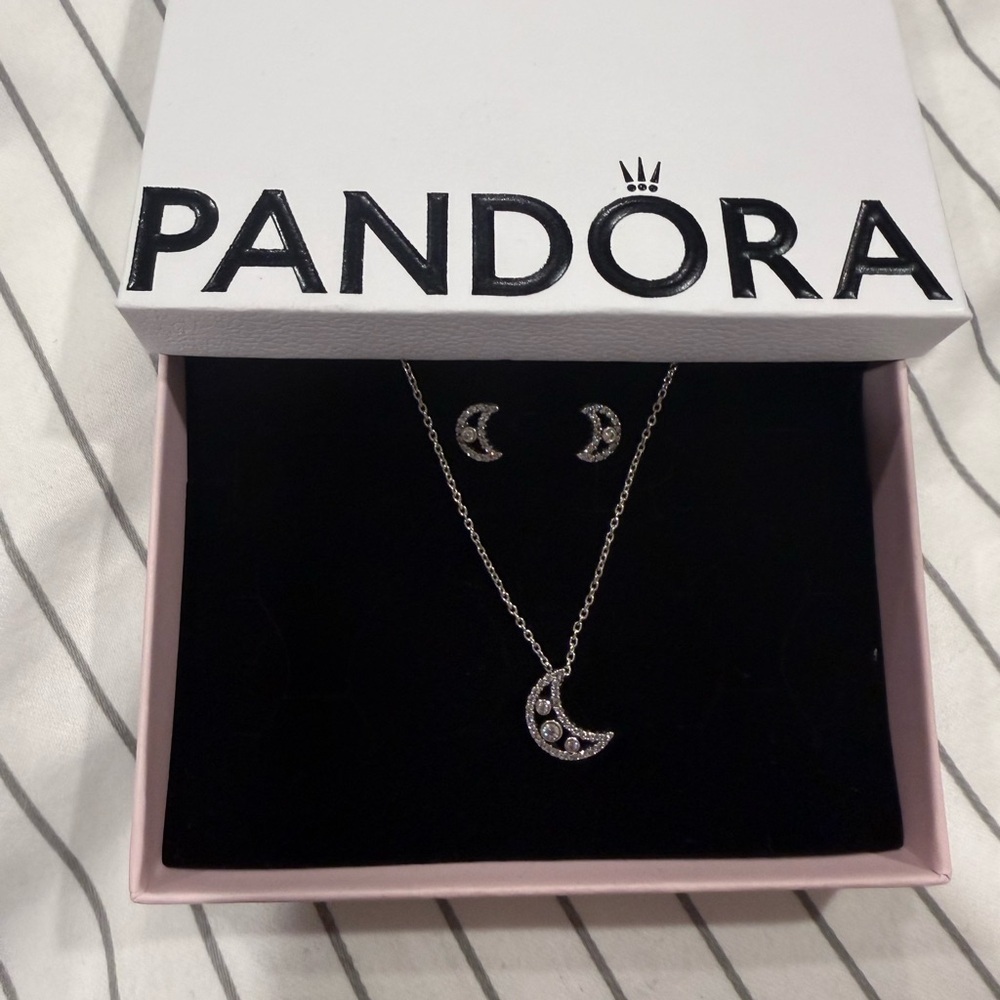 Pandora Silver Crescent Jewelry Set - Picture 4 of 7